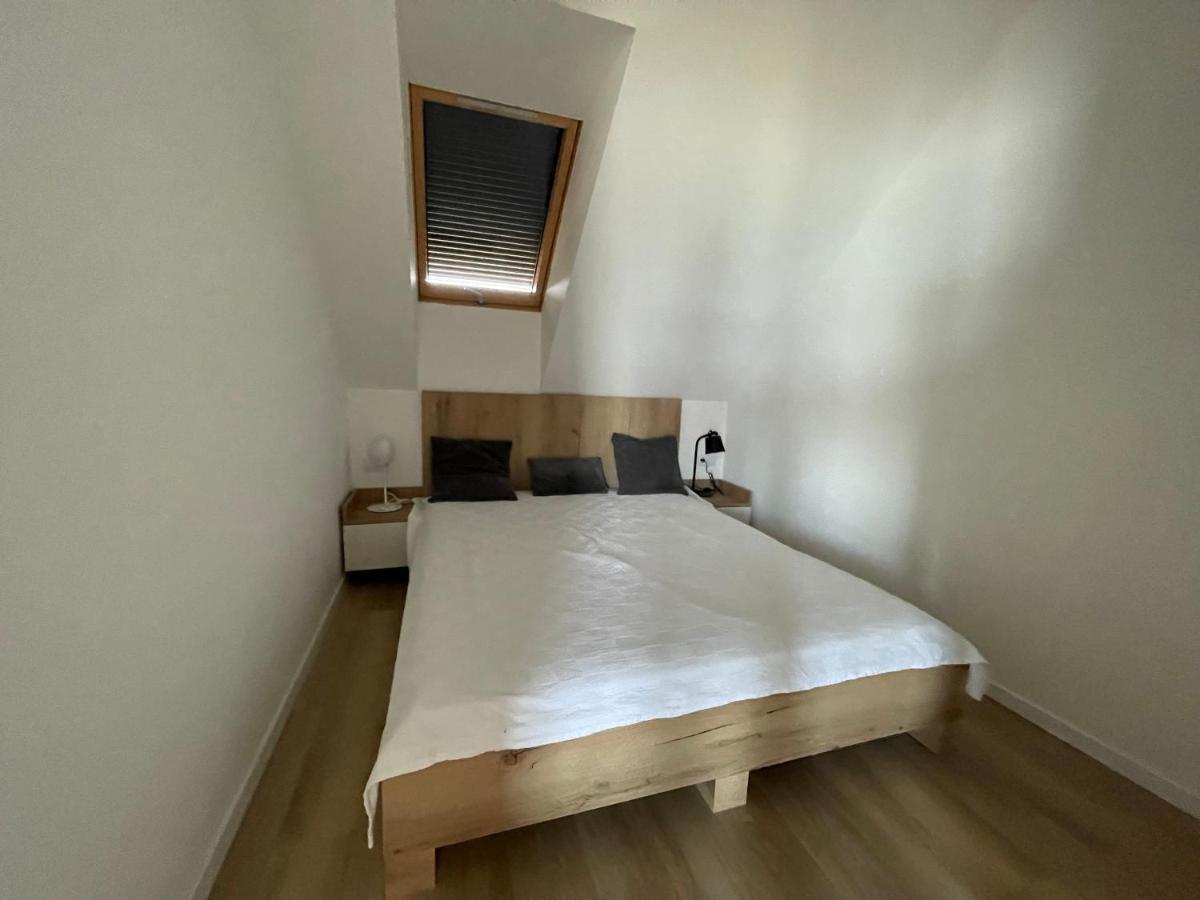 Fenyves Beach Apartman Delux Balatonfenyves Exteriör bild