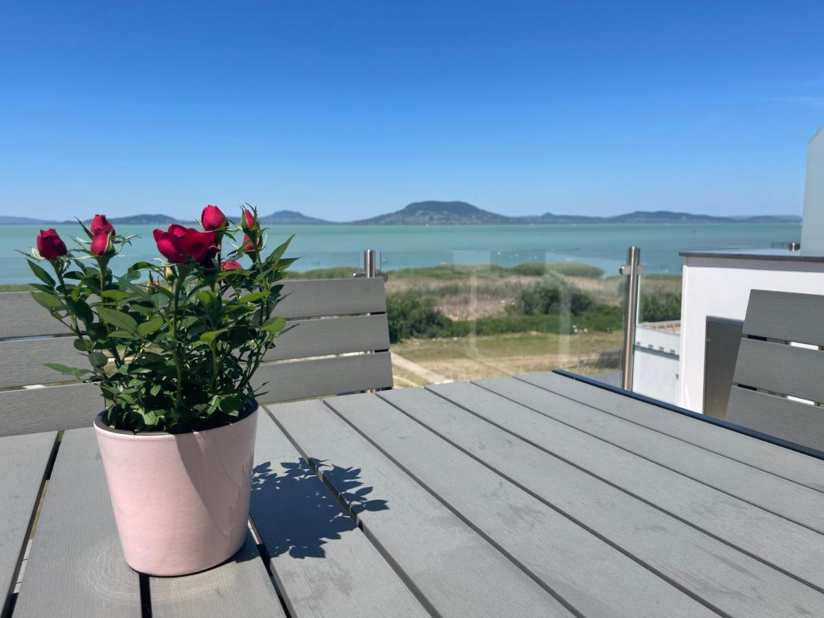 Fenyves Beach Apartman Delux Balatonfenyves Exteriör bild